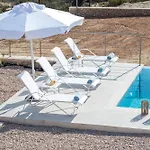 Francis & Gregorys Luxury * Afantou