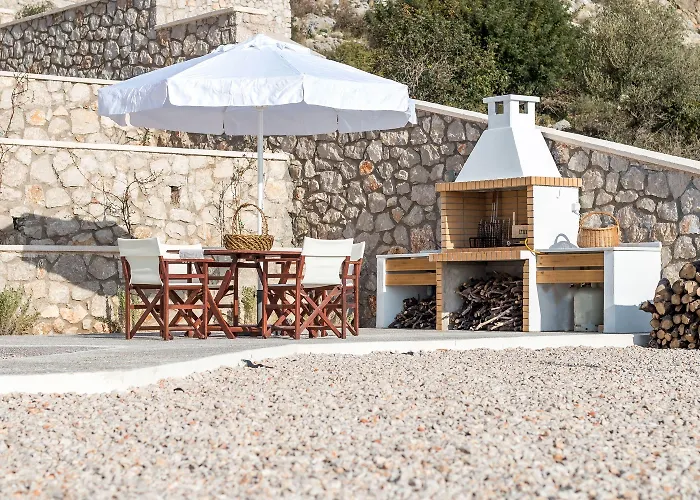 Francis & Gregorys Luxury Villa