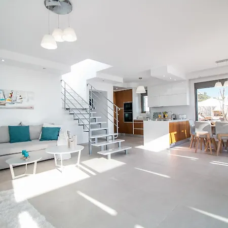 Francis & Gregorys Luxury Villa