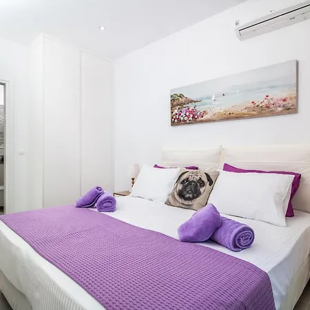 Vilă Francis & Gregorys Luxury Afantou