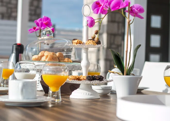 فرانسيس&جريوجورسي لوكشوري فيلاز فيلة