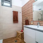 Francis & Gregorys Luxury
