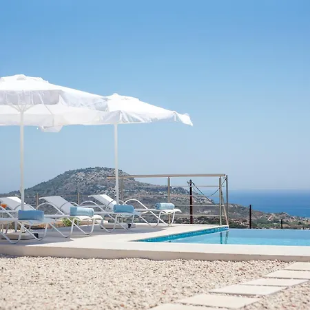 Francis & Gregorys Luxury *