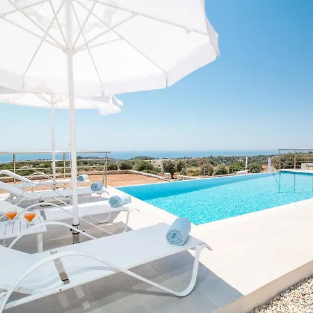 Francis & Gregorys Luxury *